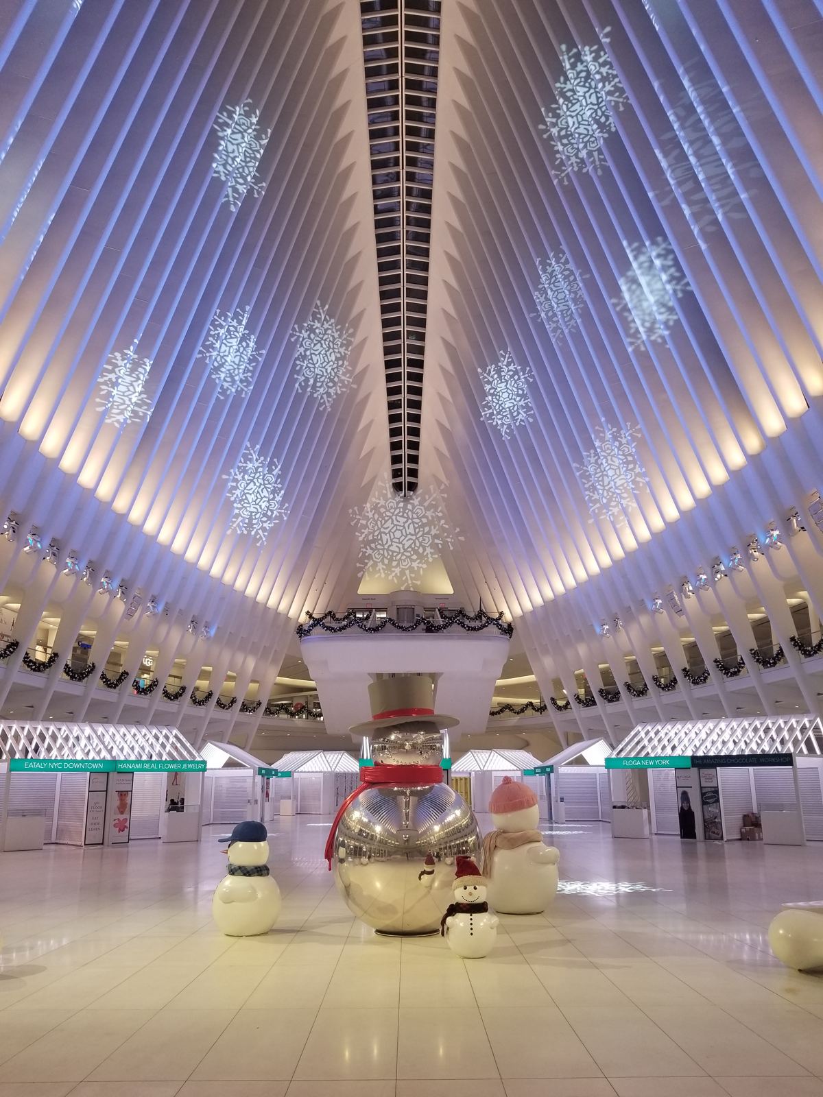 Holiday gobo installation — Oculus, World Trade Center